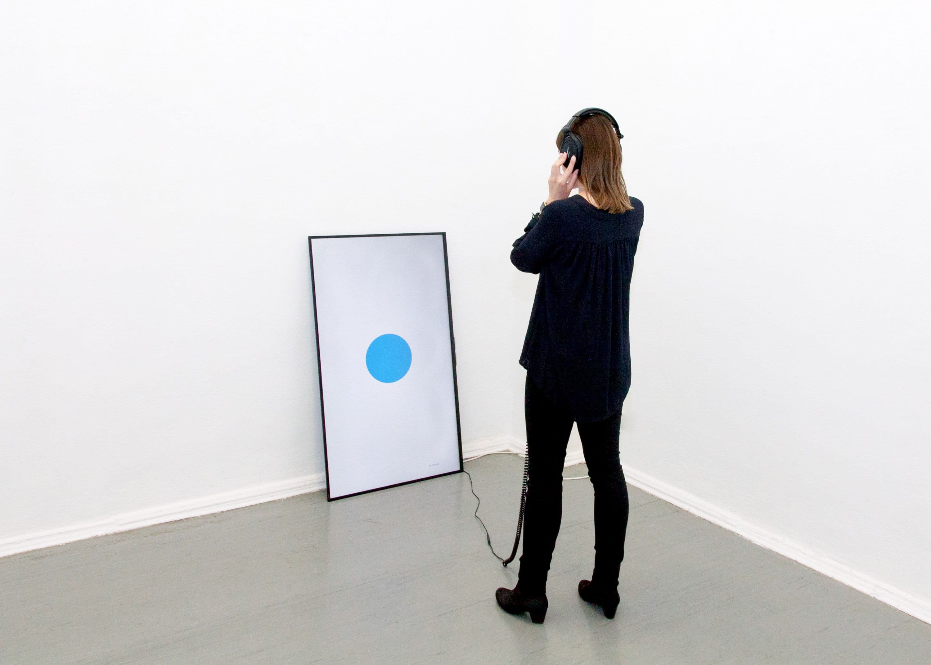 Kunstquartier Bethanien, Berlin, 14. – 17. Sept. 2017: Die Ausstellung befasst sich thematisch mit den Möglichkeiten der Wahrnehmung und nimmt als Impuls die aus der Zeichentheorie kommende…